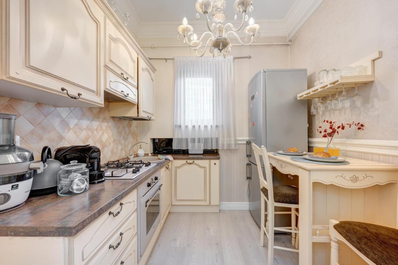 Beautiful 2Bedflatcismigiu Apartment Bukares Bagian luar foto